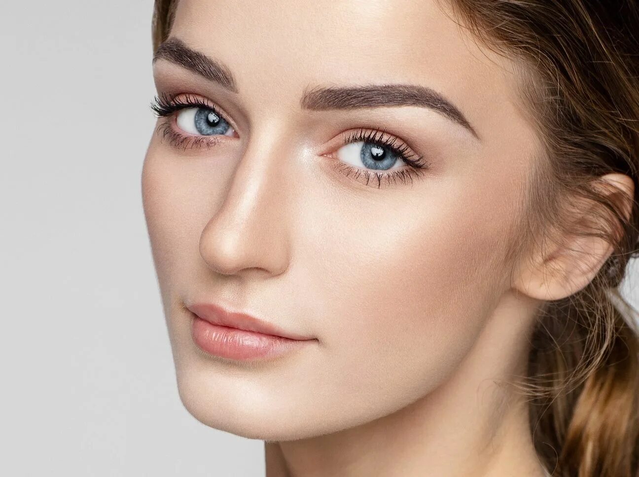 Подборка бровей по фото онлайн Augen größer schminken: 4 einfache Schminktipps Laser treatment, Eyebrows, Best 