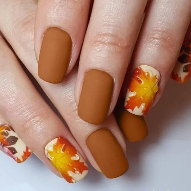 Подборка маникюра на осень Модные цвета маникюра осень-зима 2019 по версии Pantone Интернет-магазин гель-ла