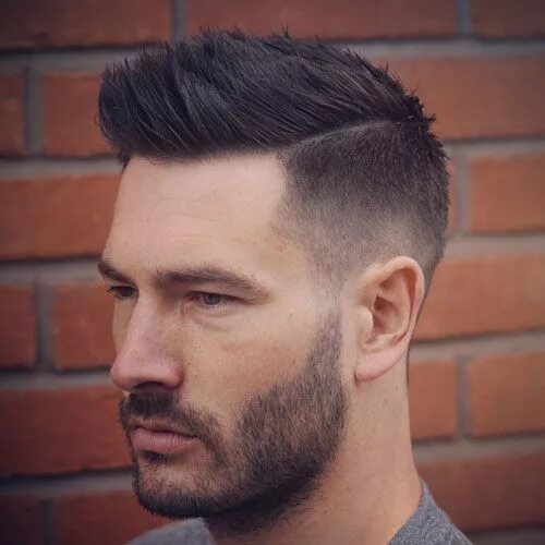 Подборка мужских причесок 25 Stylish Low Maintenance Haircuts For Men in 2024 Crew cut haircut, Mens hairs