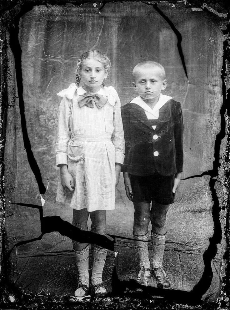 Подборка старых фото Старинные снимки Костикэ Аксинте - Photar.ru Old portraits, Portrait, Photograph