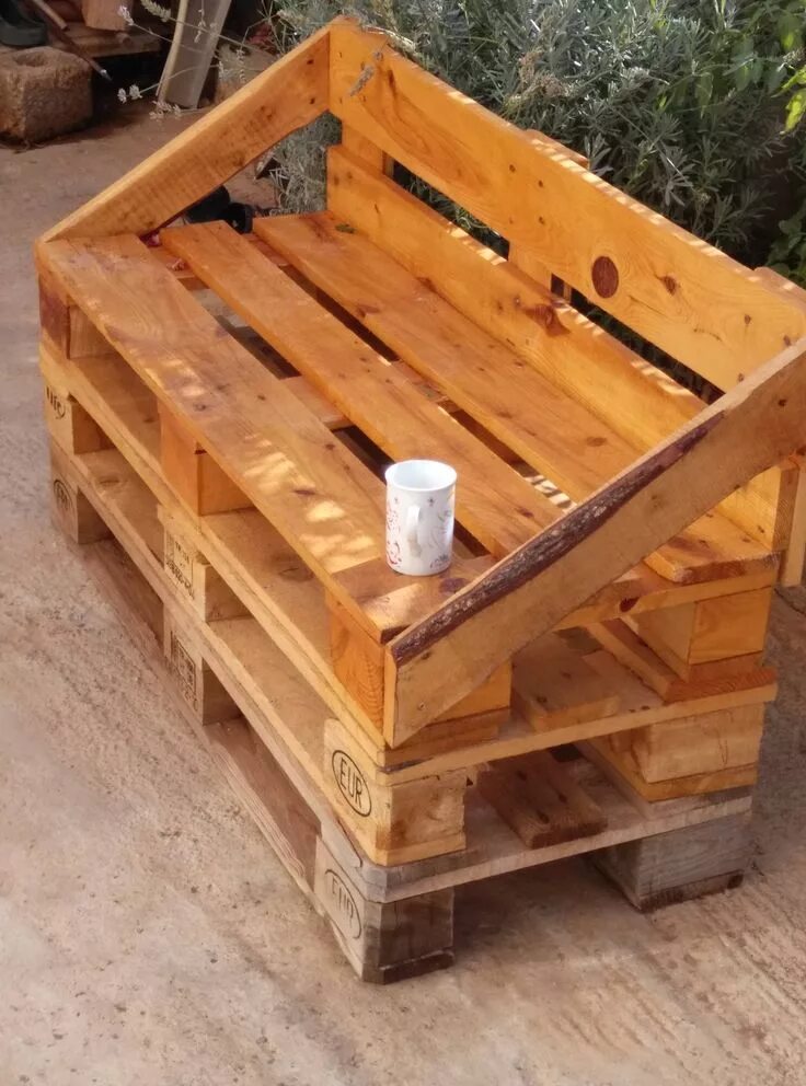 Поддоны деревянные для дачи своими руками Outdoor Pallet Sofa * 1001 Pallets Wood pallet furniture, Pallet projects furnit