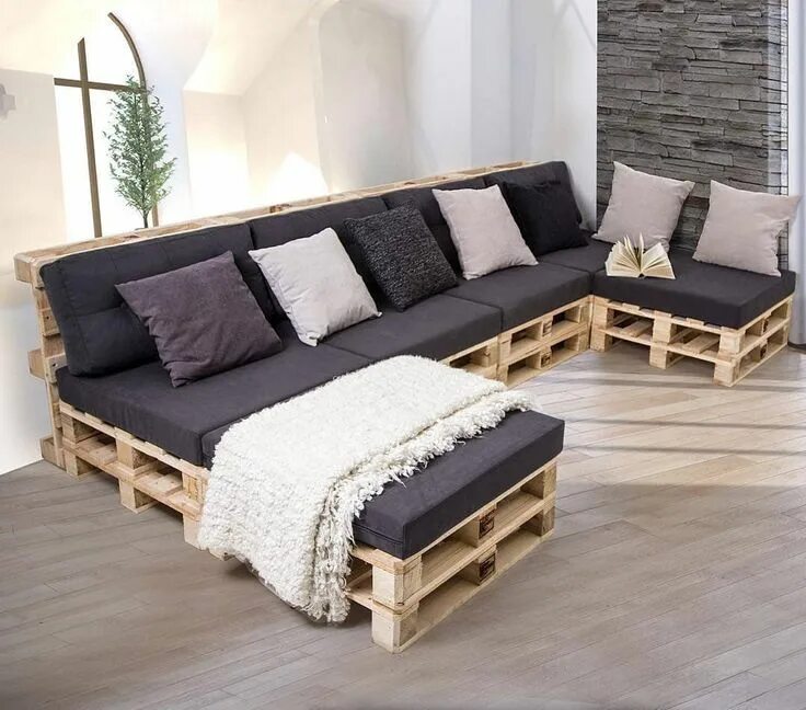 Поддоны в интерьере фото 3,972 curtidas, 50 comentários - Meus móveis de pallets (@moveis.de.pallets) no 