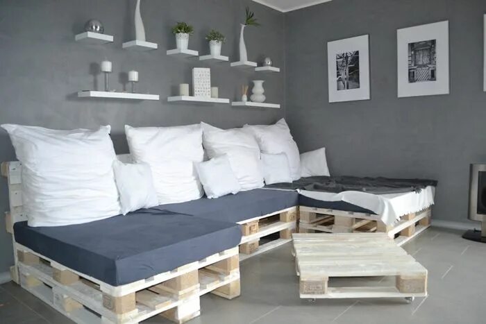 Поддоны в интерьере фото Palettensofa selber bauen - wirklich so einfach? in 2024 Sofa selber bauen, Sofa