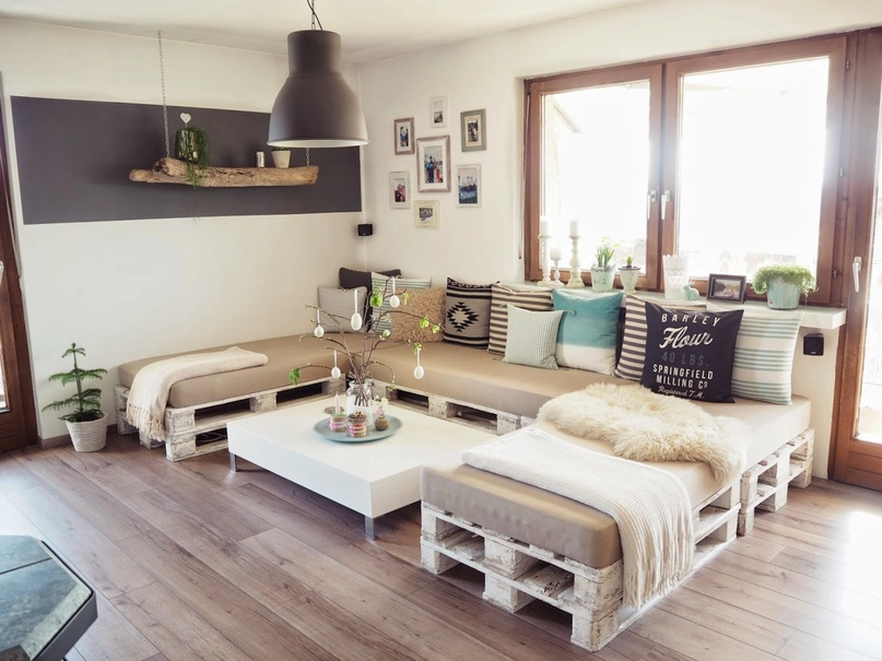 Поддоны в интерьере фото Как сделать диван из поддонов. Мастер-класс Decoração de casas simples, Móveis d