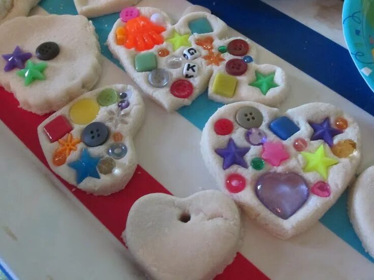 Поделка 5 лет фото What's Fun Today? Salt dough crafts, Salt dough, School holiday crafts