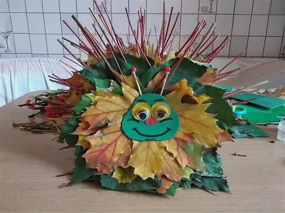 Поделка гусеница из листьев пошагово с фото забавная гусеница - YouTube