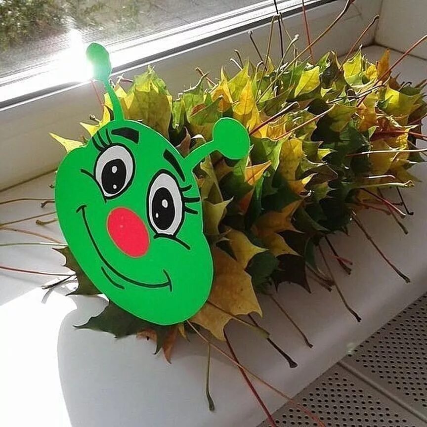 Поделка гусеница из листьев пошагово с фото Leafs craft Детские поделки, Осенние поделки, Поделки