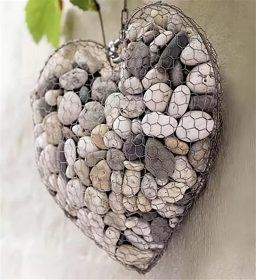 Поделка из камня своими руками фото 10 Garden Decorating Ideas with Rocks and Stones Diy garden projects, Chicken wi