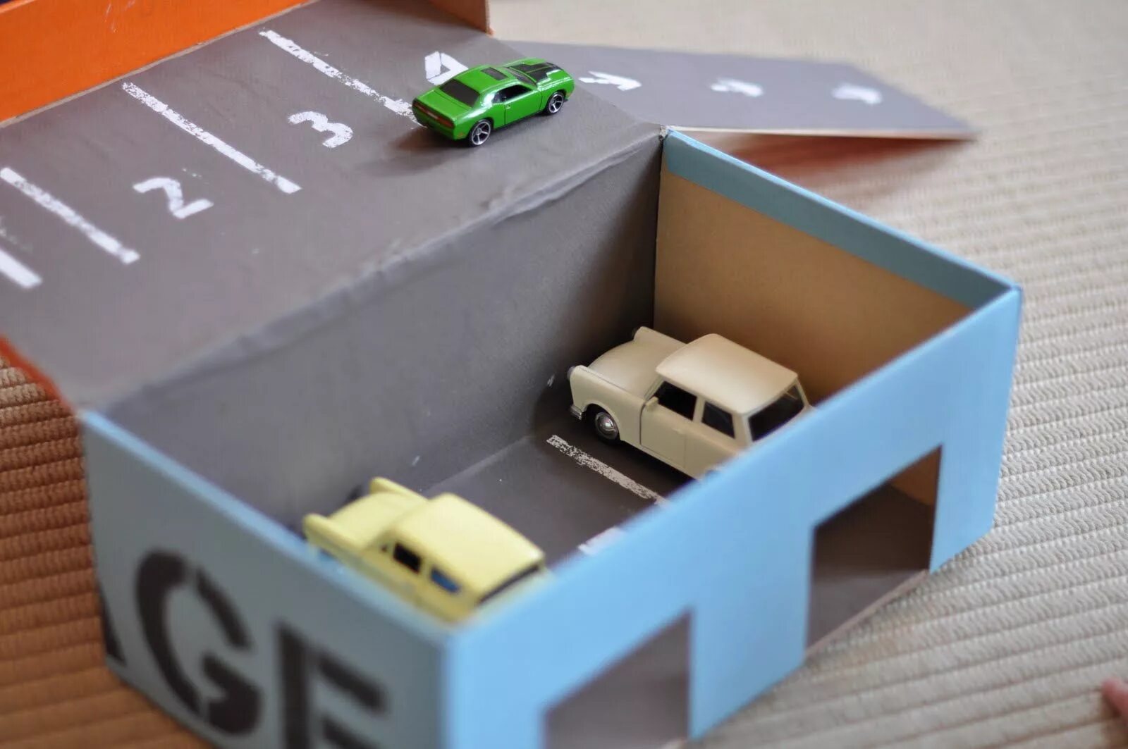 Поделка из коробок фото 10 INVENTIVE SHOEBOX CRAFTS Shoe box crafts, Diy kids toys, Diy for kids