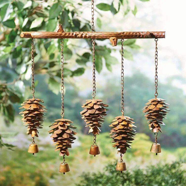 Поделка из шишек разных хвойных деревьев фото Pine Cones w/Bells Flamed Wind Chime Wind chimes, Pine cone art, Diy wind chimes
