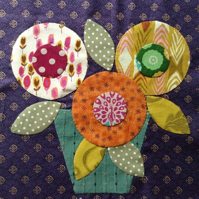 Поделка из ткани фото своими руками Pin by Jan Watts on Applique and Embroidery in 2023 Applique quilts designs, Cir