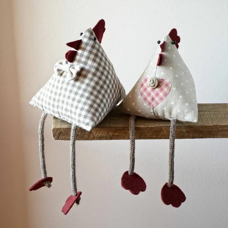 Поделка из ткани фото своими руками Coq et grondin aux pattes tricotées - Etsy France Artigianato da cucito, Pasqua 