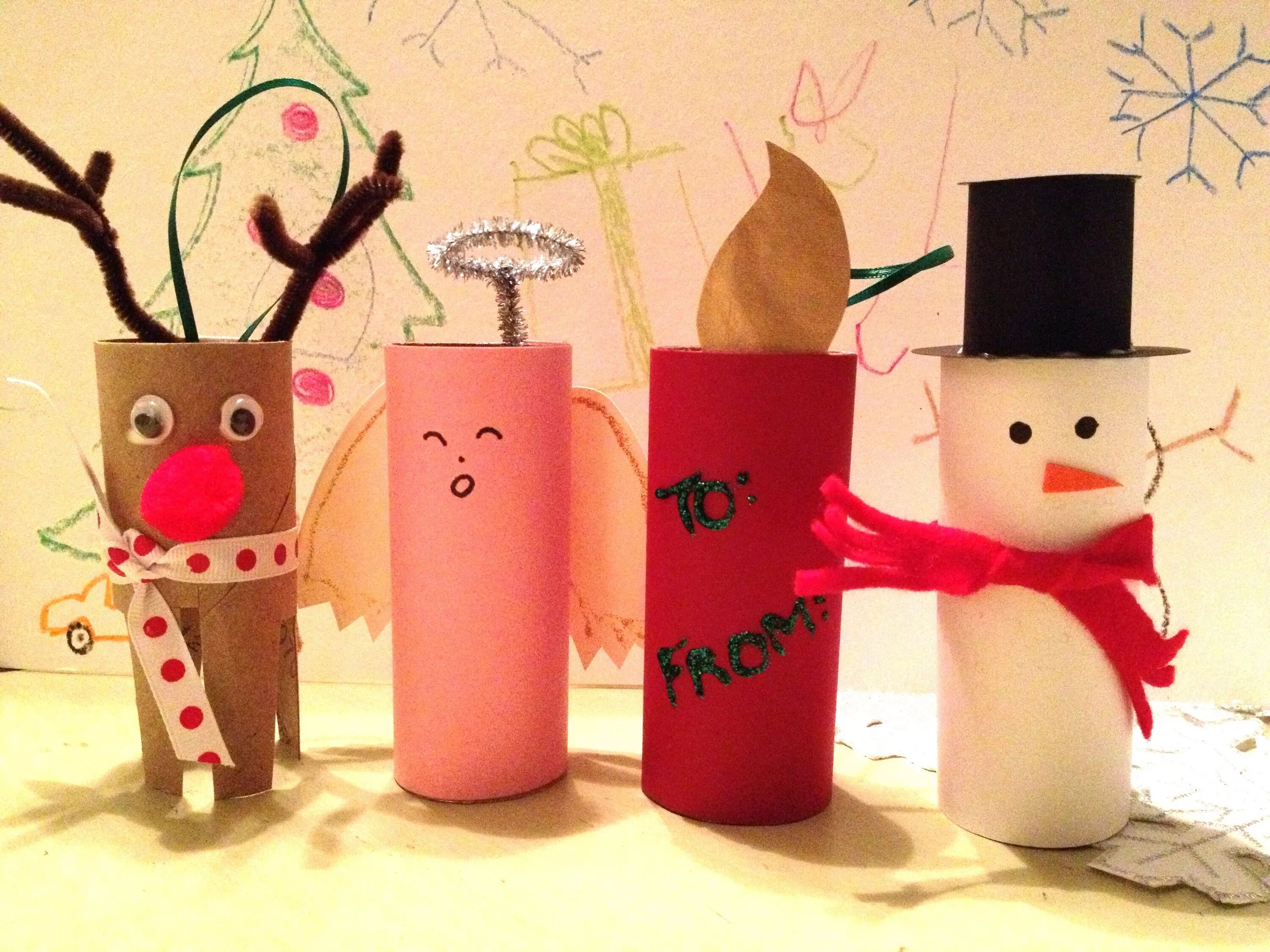 Поделка из втулки фото Art co-op project: toilet paper roll characters - reindeer, angel, snowman, cand