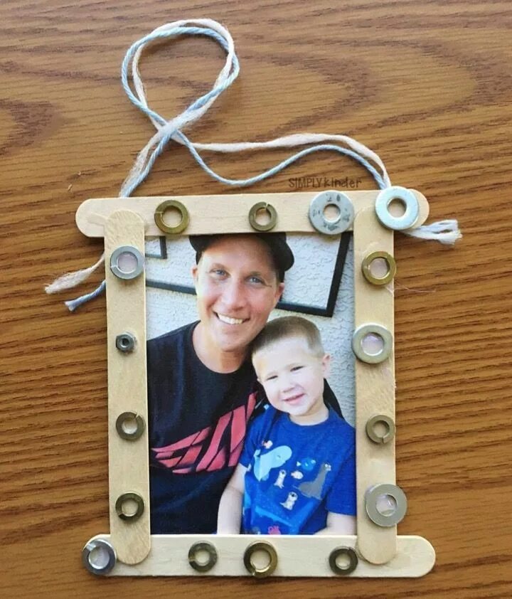 Поделка с фото папы Washer Frame for Father's Day - Simply Kinder Father's day diy, Fathers day craf