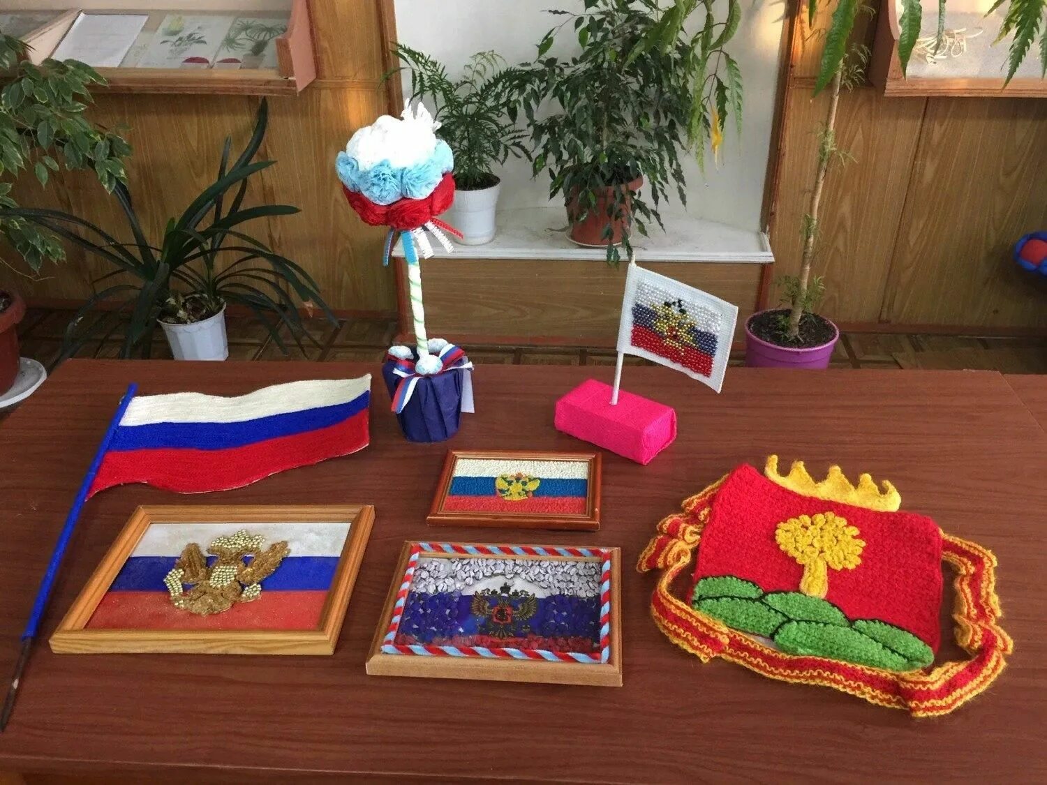 Поделка в садик на патриотическую тему фото Выставка "Флаг моего государства" 2022, Старооскольский район - дата и место про