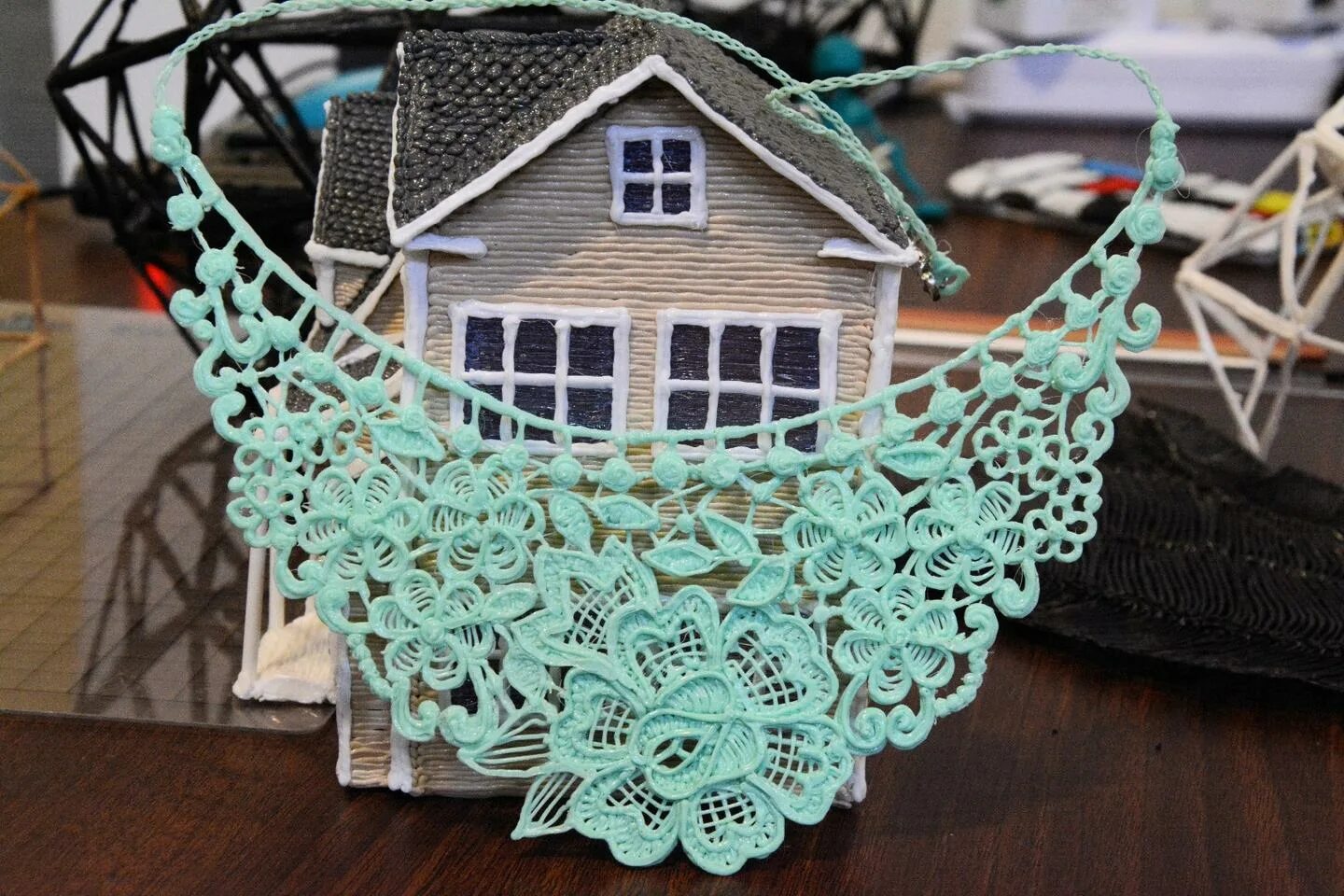 Поделки 3д ручкой фото 3Doodler brings 3D pen printing to professionals