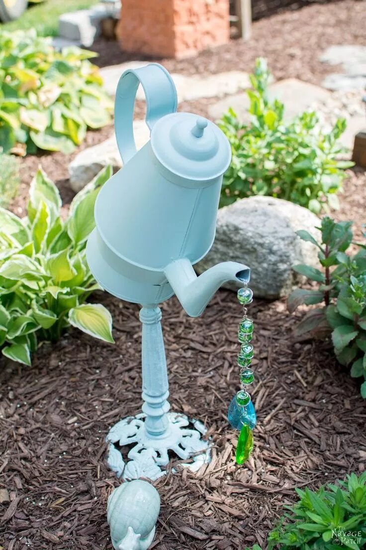 Поделки для дачи своими руками из подручных DIY Garden Decor Upcycle garden, Whimsical garden, Fairy garden diy