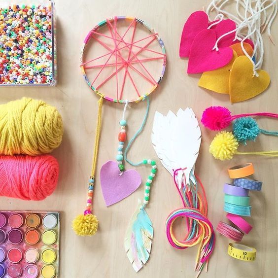 Поделки для девочек фото Pin by 이소연 on 어린이 공예 Dream catcher for kids, Dream catcher craft, Birthday craft