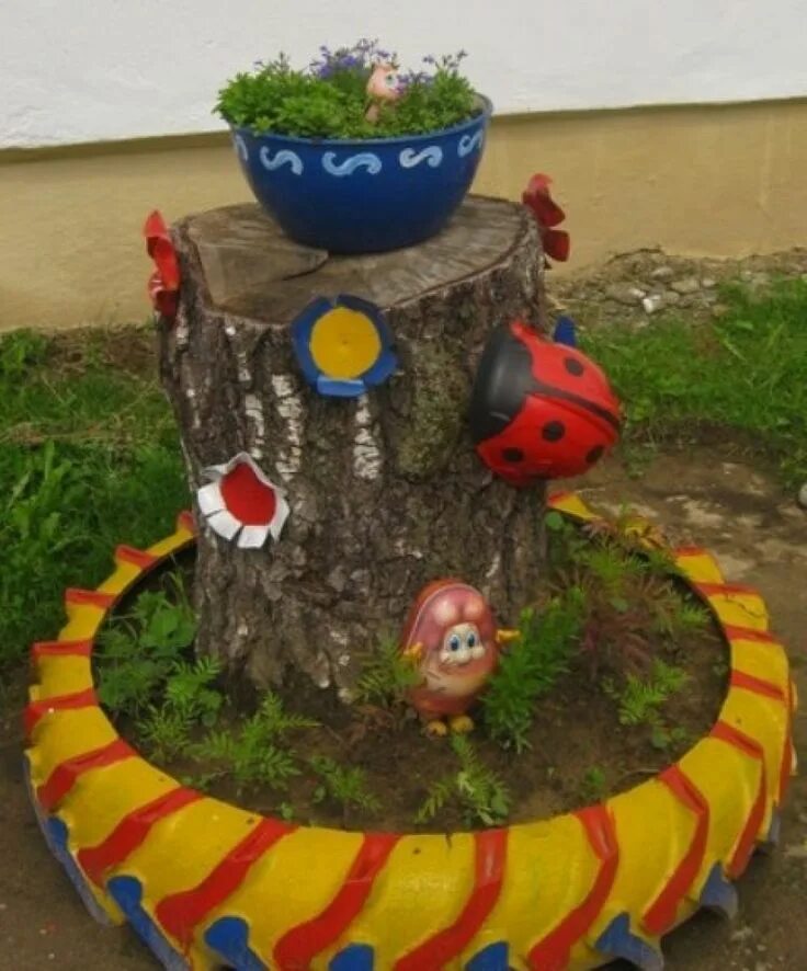 Поделки для украшения сада фото decorative stump Цветник план, Садовые украшения, Поделки