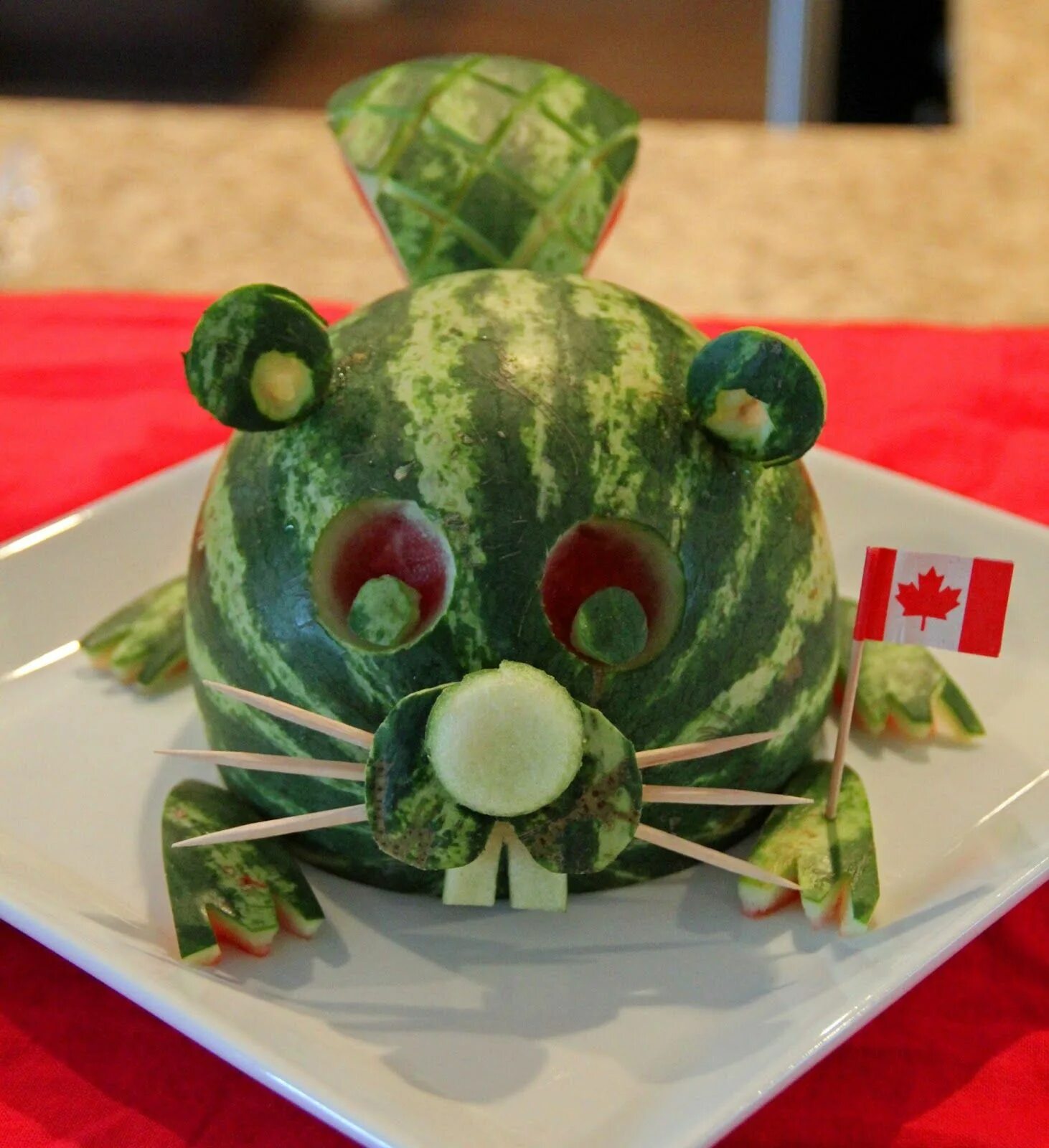 Поделки из арбуза фото Jo and Sue: Canadian Red, White & Bacon Skewers (And a Watermelon Beaver) Canada
