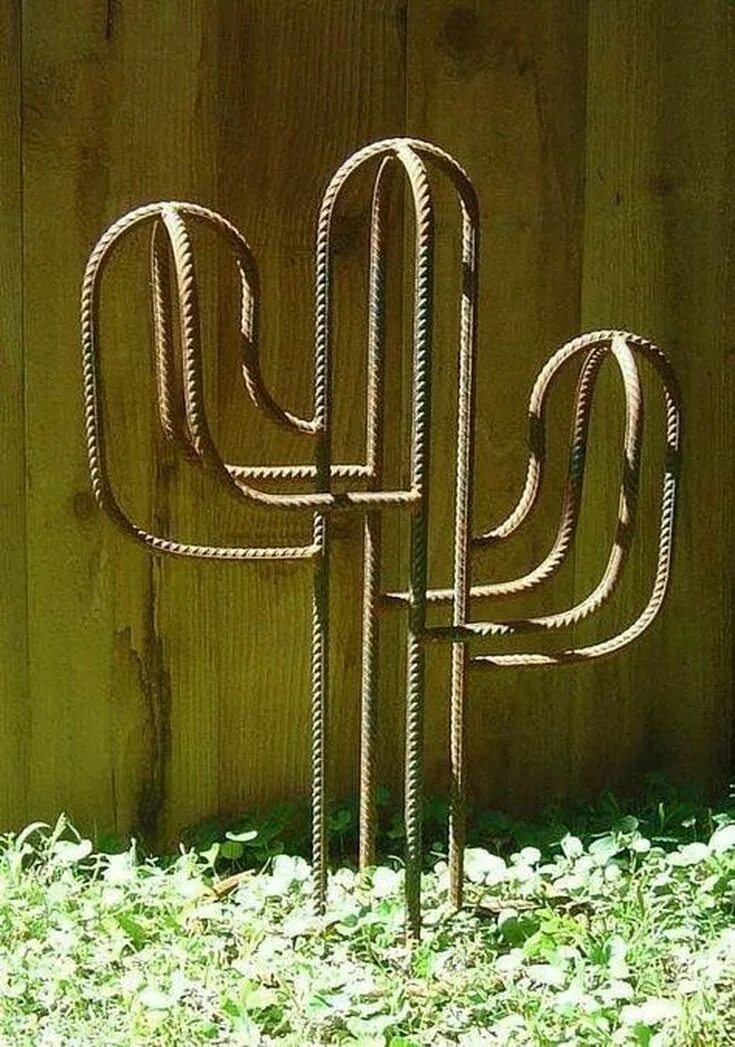 Поделки из арматуры фото 39 Splendid Metal Art Ideas For Your Garden That Looks Great Spawanie i Ogród