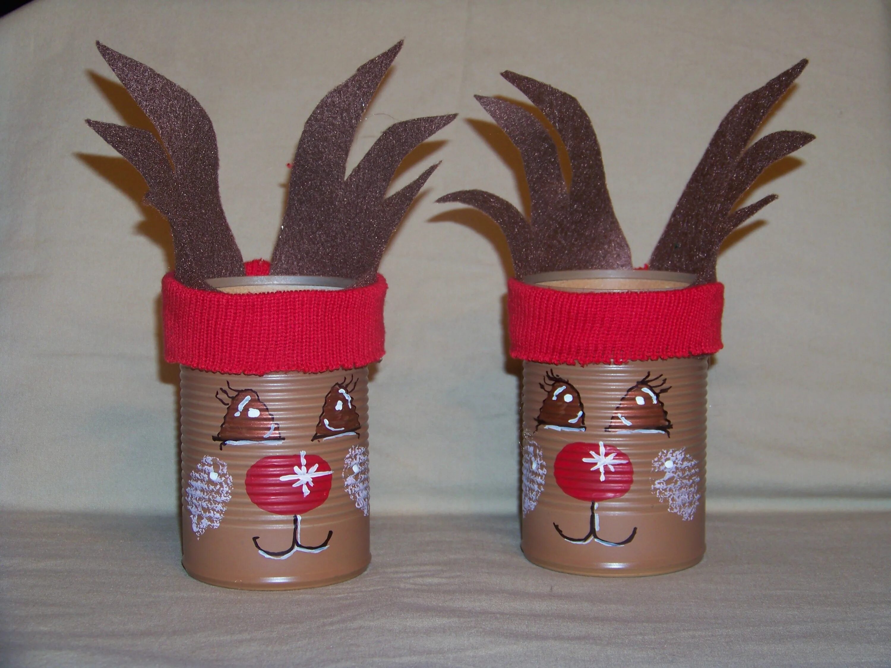 Поделки из банок фото Christmas Pencil Holders from recycled cans. Christmas Recycle cans, Baby food j