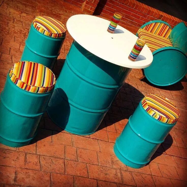 Поделки из бочки фото 10+ DIY Recycled Metal Drum Projects Barrel furniture, Metal patio furniture, Me