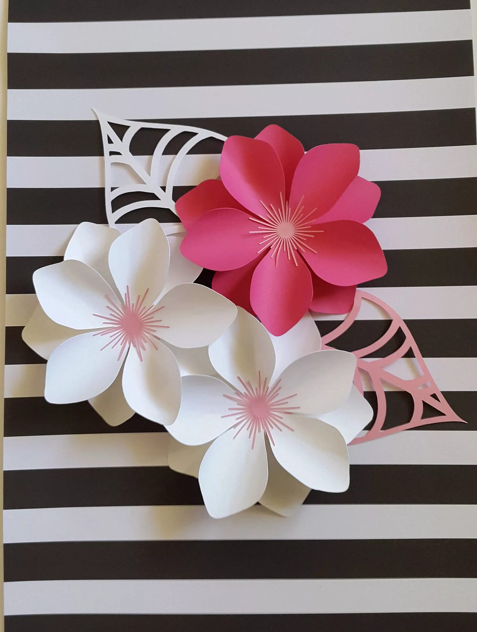 Поделки из бумаги фото Paper flowers for nursery Paper flower wall decor Nursery Plantilla de flor de p