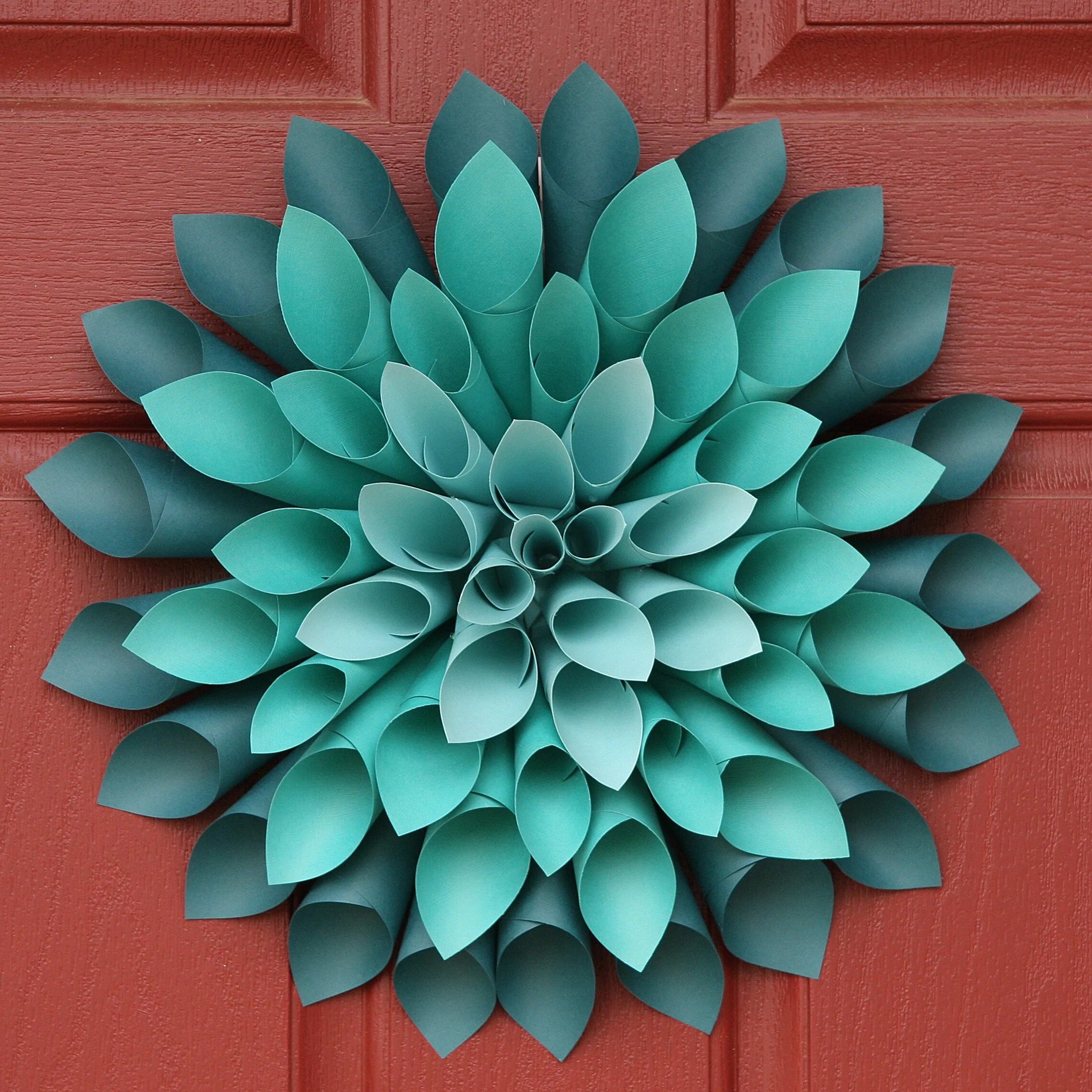 Поделки из бумаги фото Paper Dahlia Paper flower wreaths, Paper crafts, Crafts