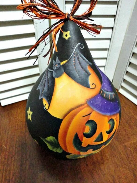 Поделки из бутылочной тыквы своими руками фото Image result for painted gourds Halloween gourds, Painted gourds, Hand painted g