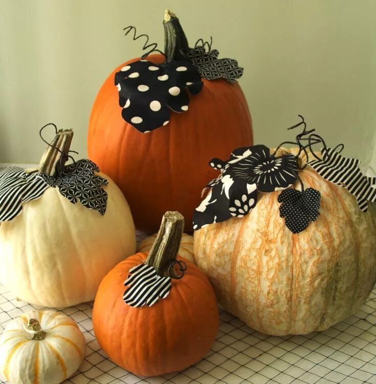 Поделки из декоративной тыквы фото DIY Fabric Pumpkin Decor - Urban Comfort