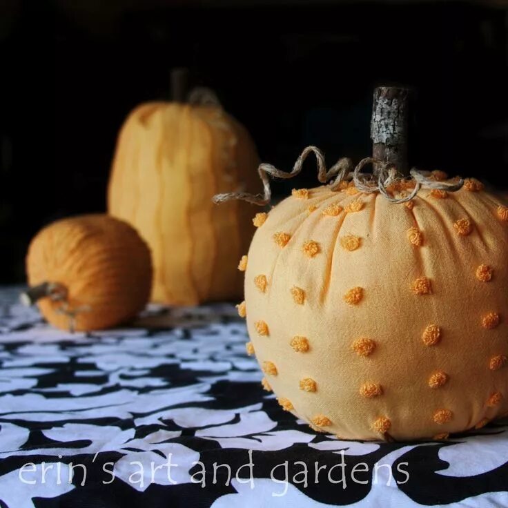 Поделки из декоративной тыквы фото Pinner- Erin's art and gardens/pumpkins by Rita Fall thanksgiving, Fall crafts, 
