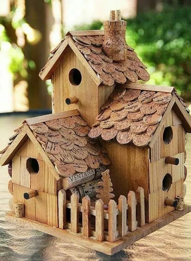 Поделки из дерева для дома фото 12 Gorgeous DIY Birdhouse Projects You Need To See Decorative bird houses, Birdh
