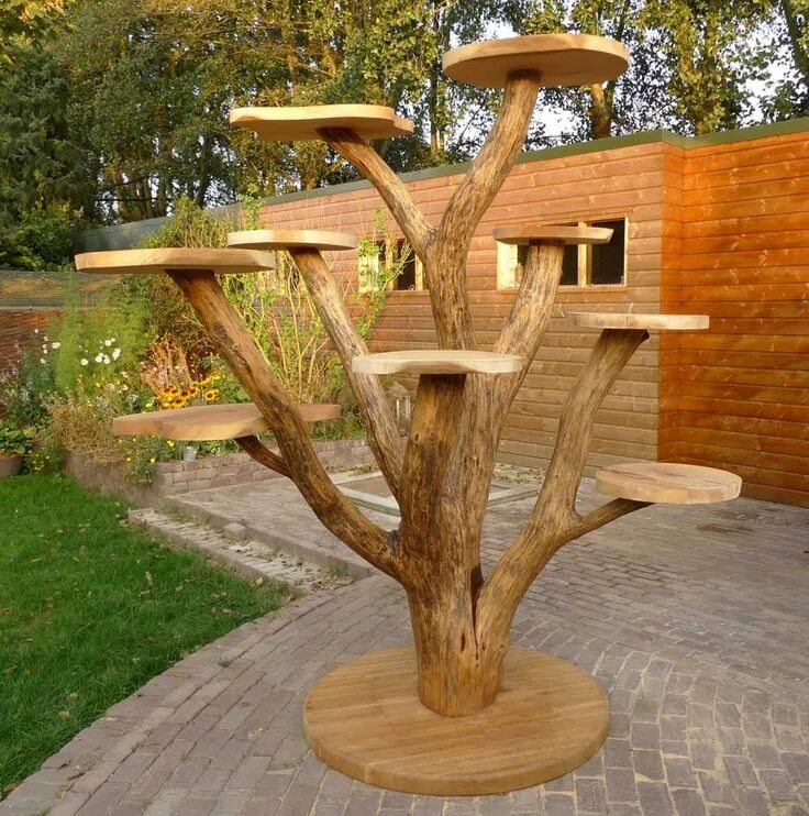 Поделки из дерева своими руками фото Dat is een krabpaal! (Diy House Tree) #cattree Outdoor cat tree, Diy cat tree, D