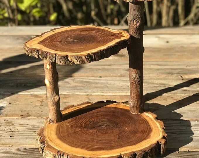 Поделки из дерева своими руками фото Large Rustic Cake Stand Cupcake Stand Wedding Log Elm Wood - Etsy Rustic cake st