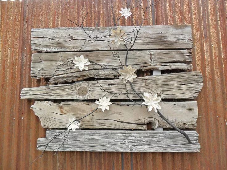 Поделки из досок фото distressed rustic local barnwood wall hanging. $120.00, via Etsy. Barn wood deco