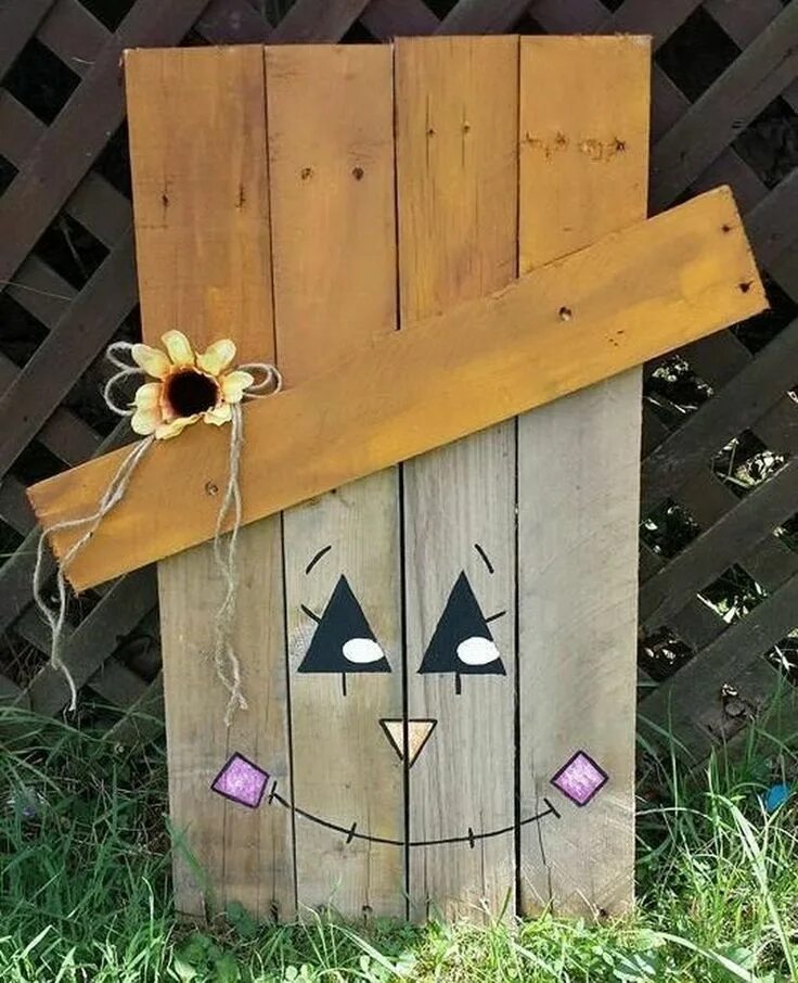 Поделки из досок своими руками для дачи 45 Cheap Diy Fall Outdoor Decor Ideas To Your Inspire Fall yard decor, Fall outd