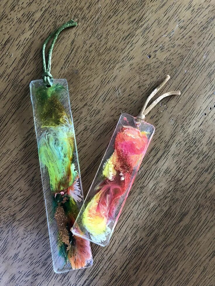 Поделки из эпоксидки своими руками фото Bookmarks with resin and alcohol inks Diy resin crafts, Resin crafts, Resin diy