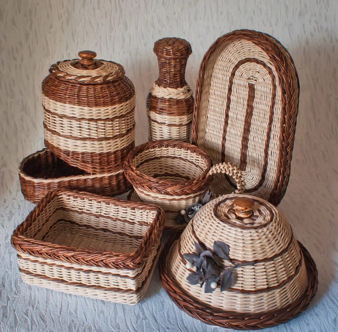 Поделки из газетных трубочек фото Плетение из газет Paper weaving, Basket weaving, Weaving