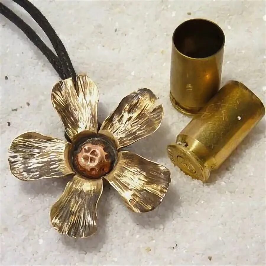 Поделки из гильз фото EL MUNDO DEL RECICLAJE: Recicla balas y haz piezas de joyería Manualidades con c