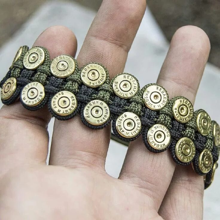 Поделки из гильз фото Новые удобные браслеты из патронов и паракорда) New bullet paracord bracelet #br