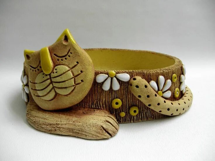 Поделки из глины своими руками фото Miniskalka - kočička Clay pottery, Pottery handbuilding, Clay ceramics