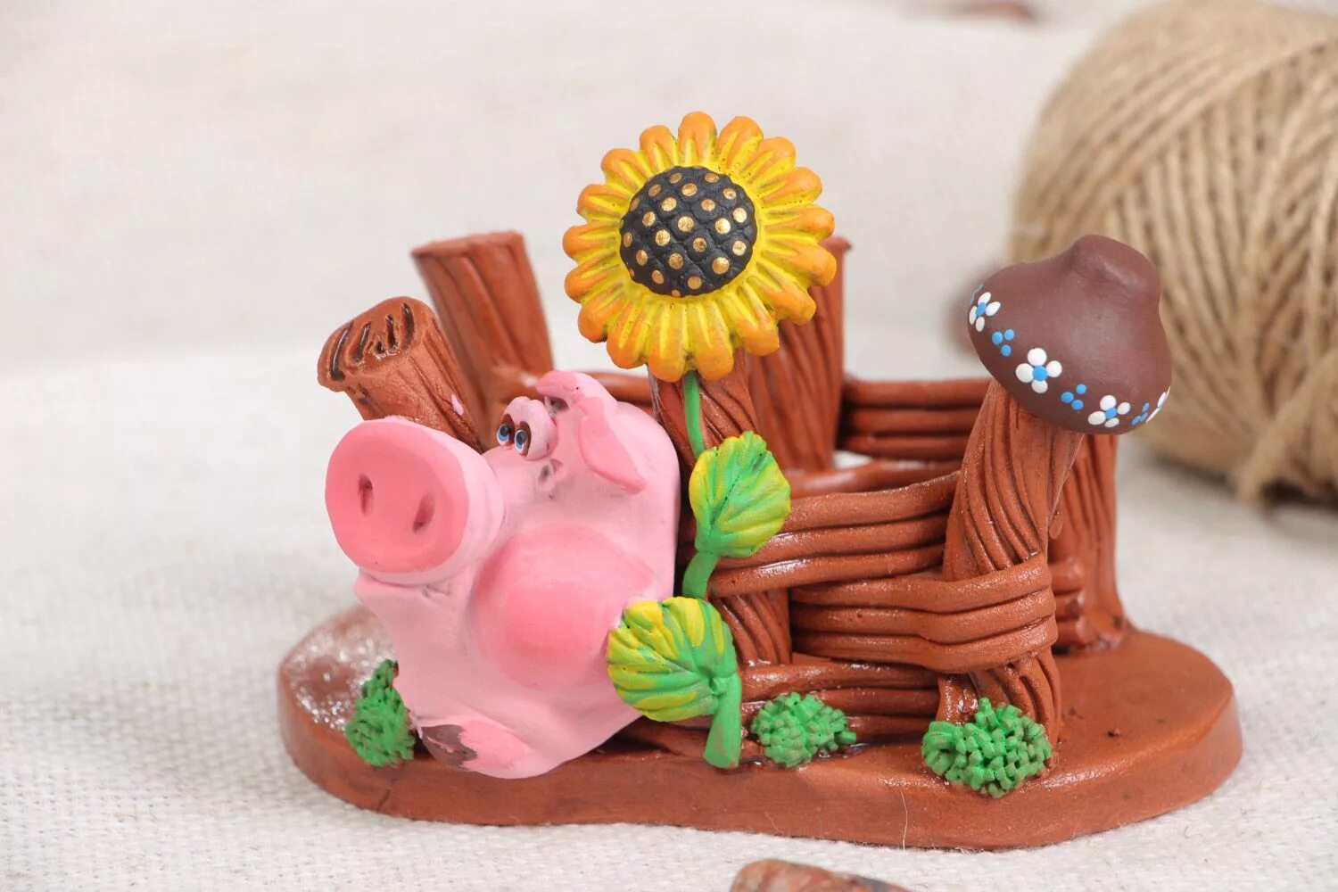 Поделки из глины своими руками фото BUY Handmade decorative ceramic napkin holder in the shape of a pig and a fence 