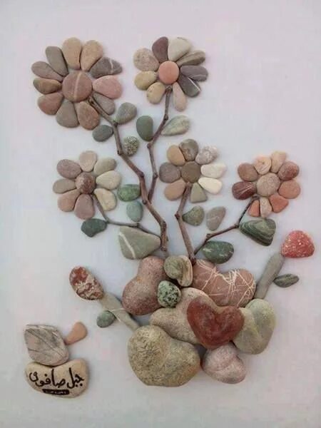 Поделки из камней в школу фото Posts about Creativity on creativeartworksblog Stone art, Pebble art, Stone pain