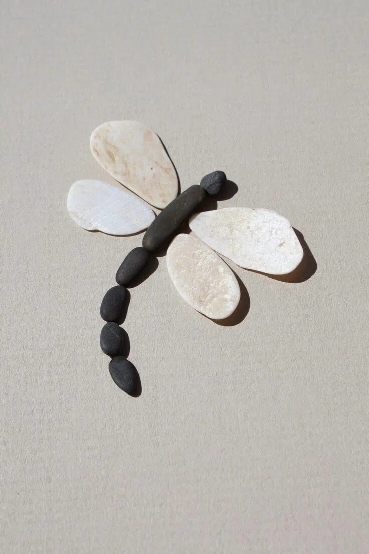 Поделки из камушков 1 класс фото arte con piedras de rio - Buscar con Google Stone art, Driftwood art, Pebble art
