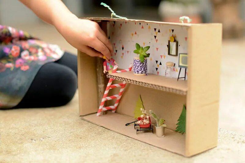 Поделки из картона фото Diy Cardboard Toys for Kids - by Kids Interiors Diy cardboard toys, Diy cardboar