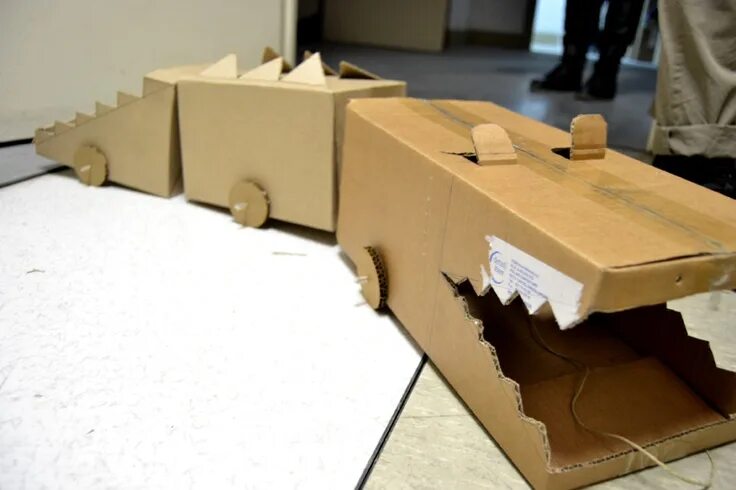 Поделки из картона фото Pin en Paper & Cardboard