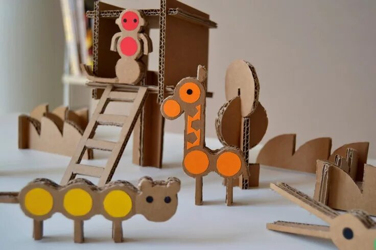 Поделки из картона фото milimbo: Jungleando Cardboard box crafts, Crafts for kids, Craft kits for kids