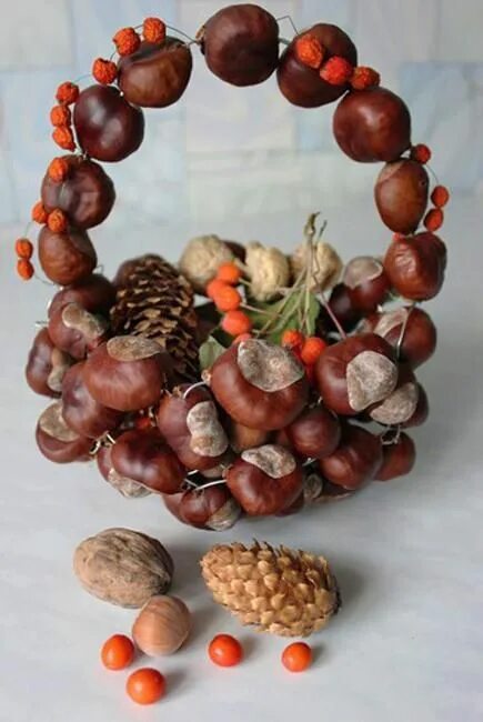 Поделки из каштанов фото DIY Ideas for Fall Decorating, Chestnuts Home Decorations and Gifts Fall decor, 