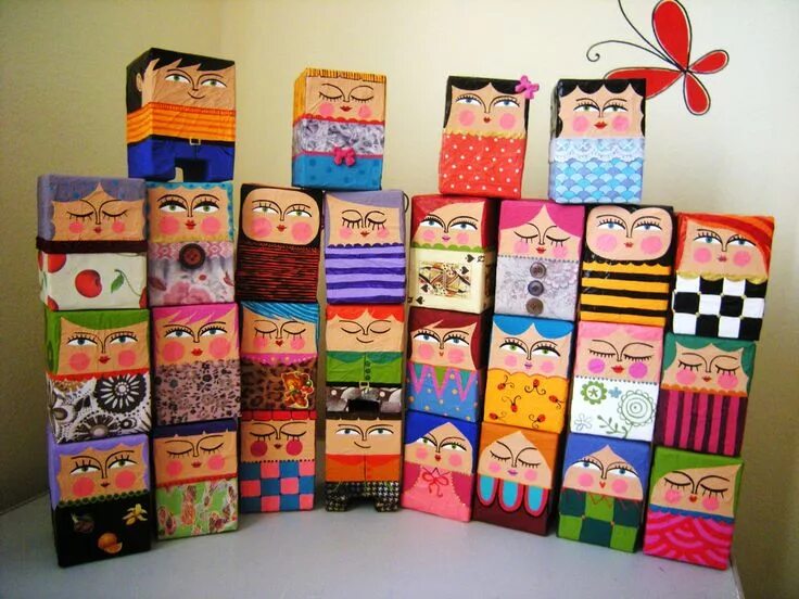 Поделки из коробок фото Comfoco Elementary art projects, Collaborative art, School art projects
